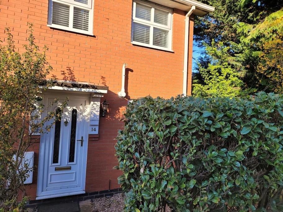 2 Bedroom End Of Terrace House Wellington  Bagian luar foto